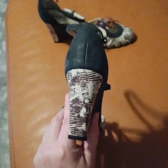 💙🌹carlos Santana high platform sandals🎉 - Picture 7 of 11